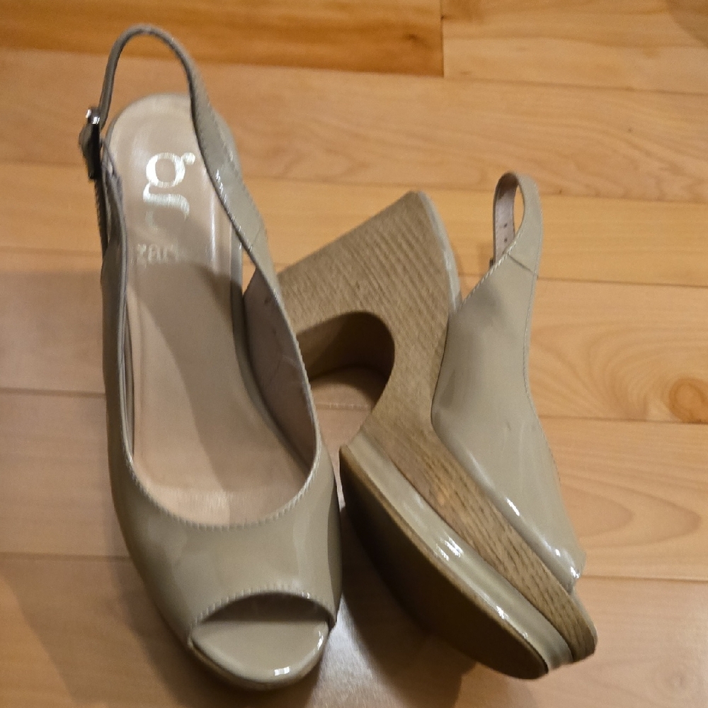 Gadea Women's Beige Patent Leather Wedge European Sandals
